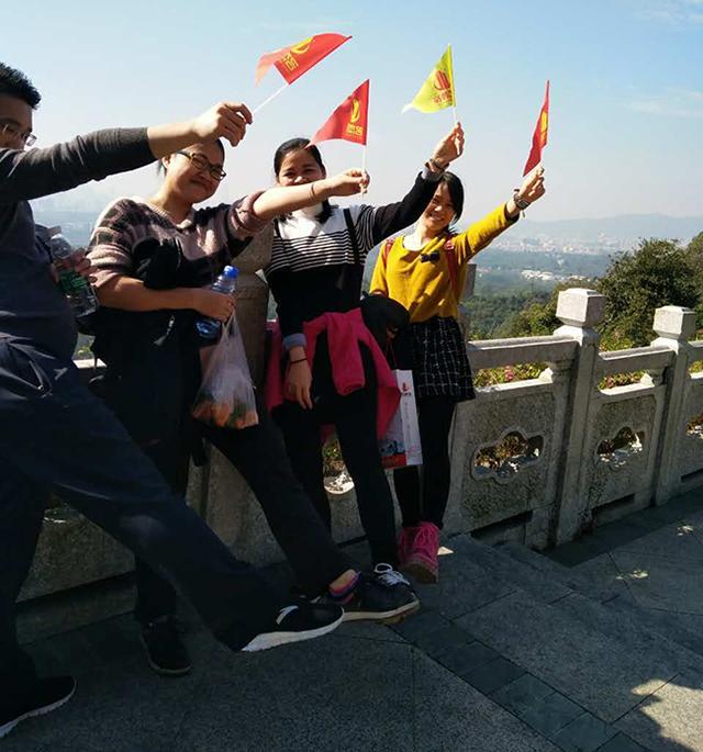 广州蜜桃一区二区精品设计公司户外活动.jpg