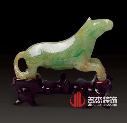 办公室蜜桃一区二区精品马形摆件.jpg