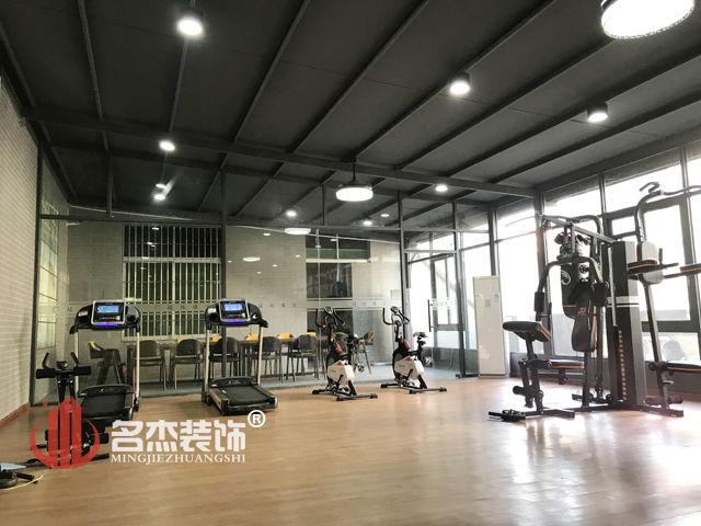 健身房蜜桃一区二区精品完工照.jpg