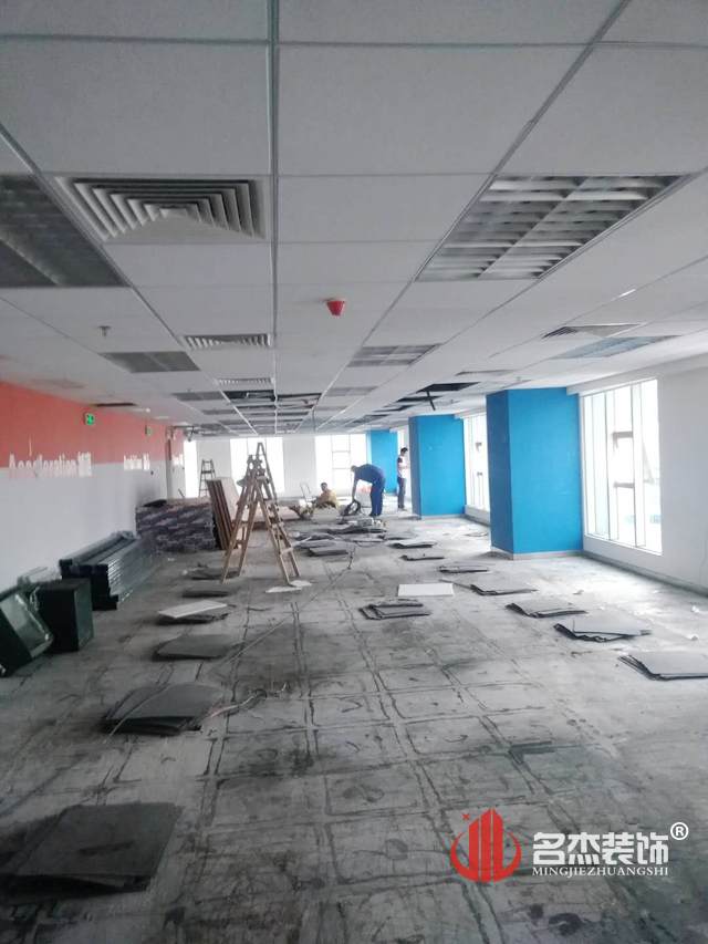 教育培训机构蜜桃一区二区精品.jpg