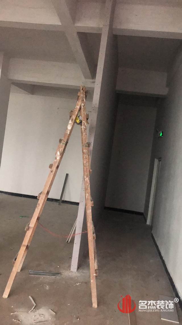 办公室蜜桃一区二区精品公司.jpg
