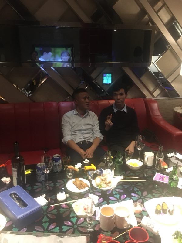 蜜桃一区二区精品公司轻松游玩记.jpg