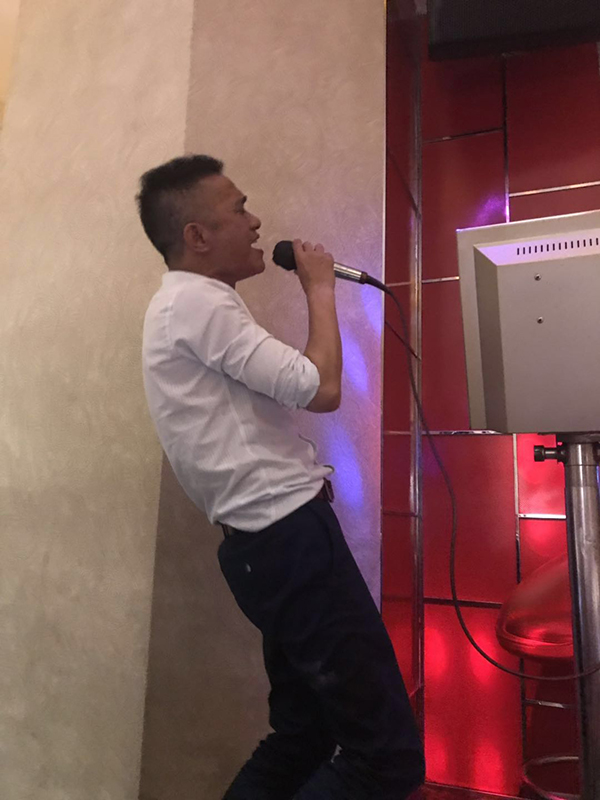 广州蜜桃一区二区精品公司轻松活动.jpg