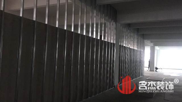 办公室蜜桃一区二区精品开工现场照.jpg