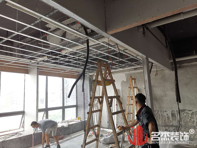 办公室蜜桃一区二区精品