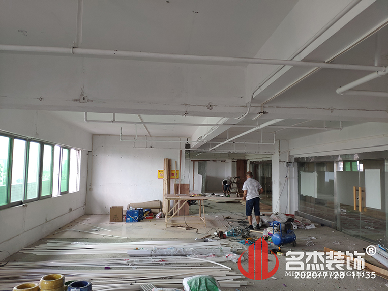 办公室蜜桃一区二区精品