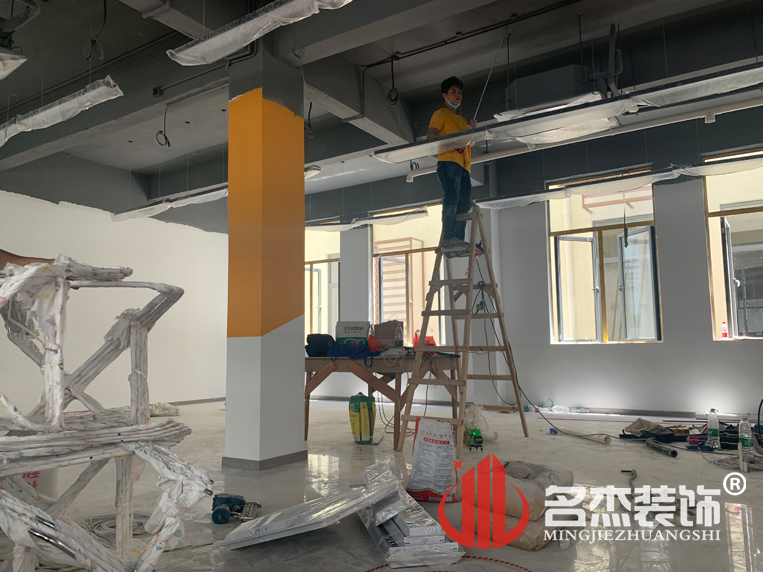 办公室蜜桃一区二区精品