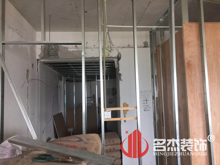 办公室蜜桃一区二区精品