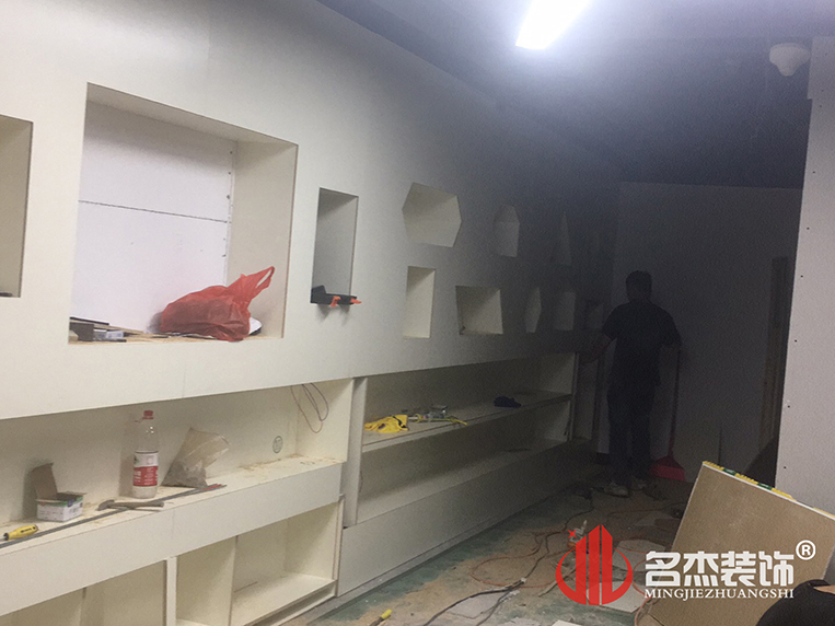 办公室蜜桃一区二区精品