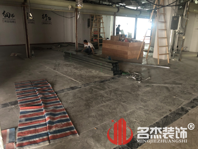 办公室蜜桃一区二区精品