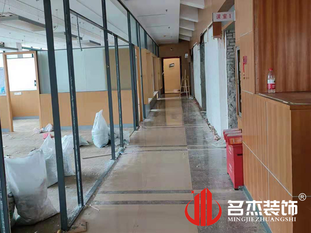 办公室蜜桃一区二区精品设计