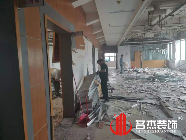 广州蜜桃色色网站装饰设计公司