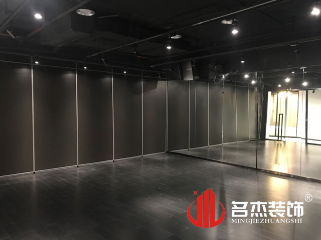 舞蹈室蜜桃一区二区精品设计