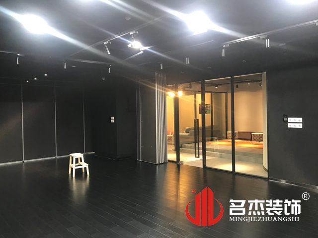 舞蹈室蜜桃一区二区精品设计