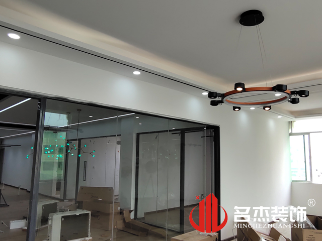 办公室蜜桃一区二区精品现场