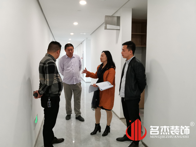 广州办公室蜜桃一区二区精品
