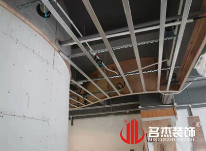 巡工地日记，鉴丰香精香料办公室蜜桃一区二区精品项目紧张进行中
